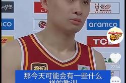 lol战绩查询-裁判判罚不公遭质疑，球迷义愤填膺！