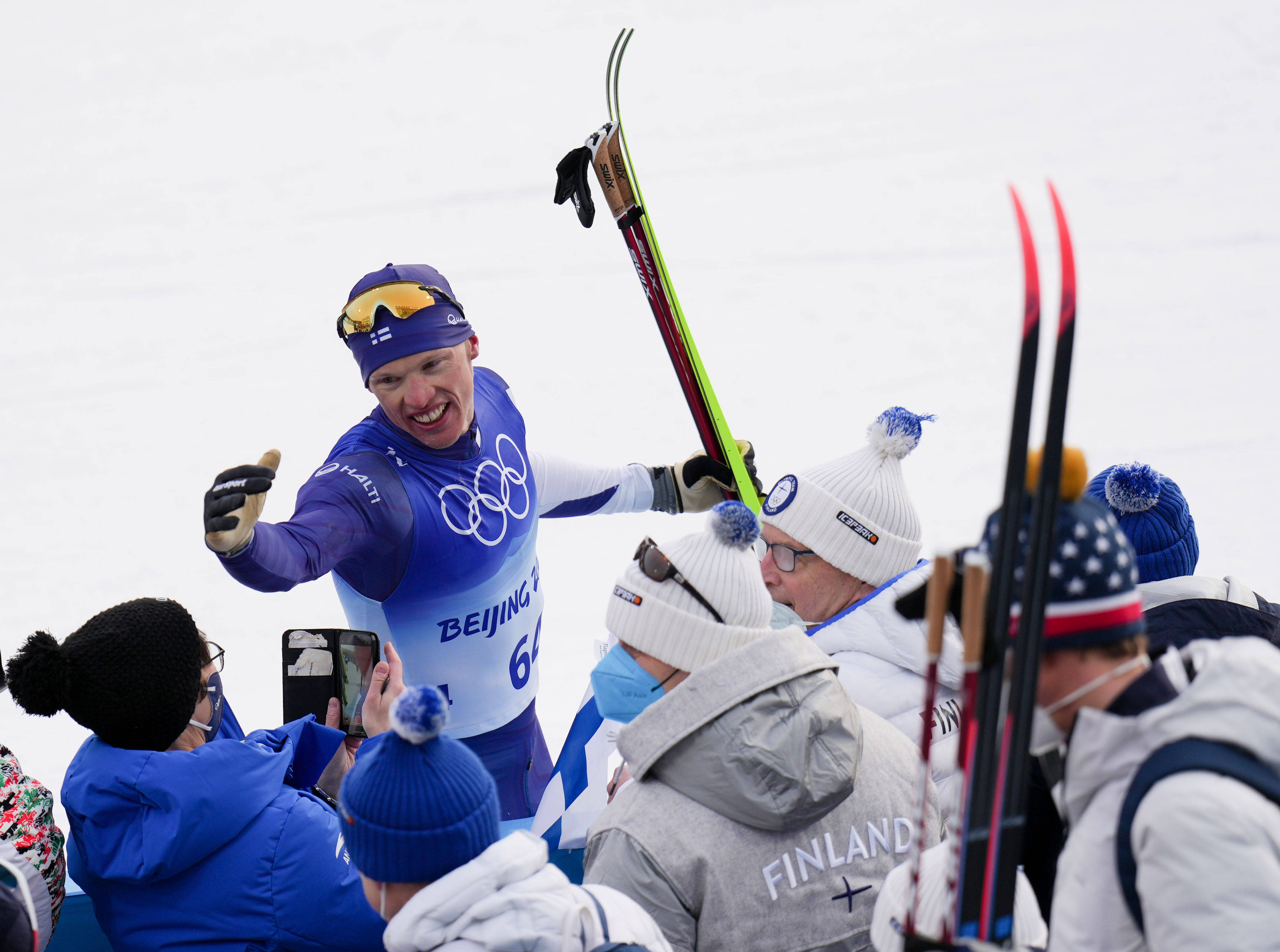 芬兰选手脚踏实地，向冠军发起挑战