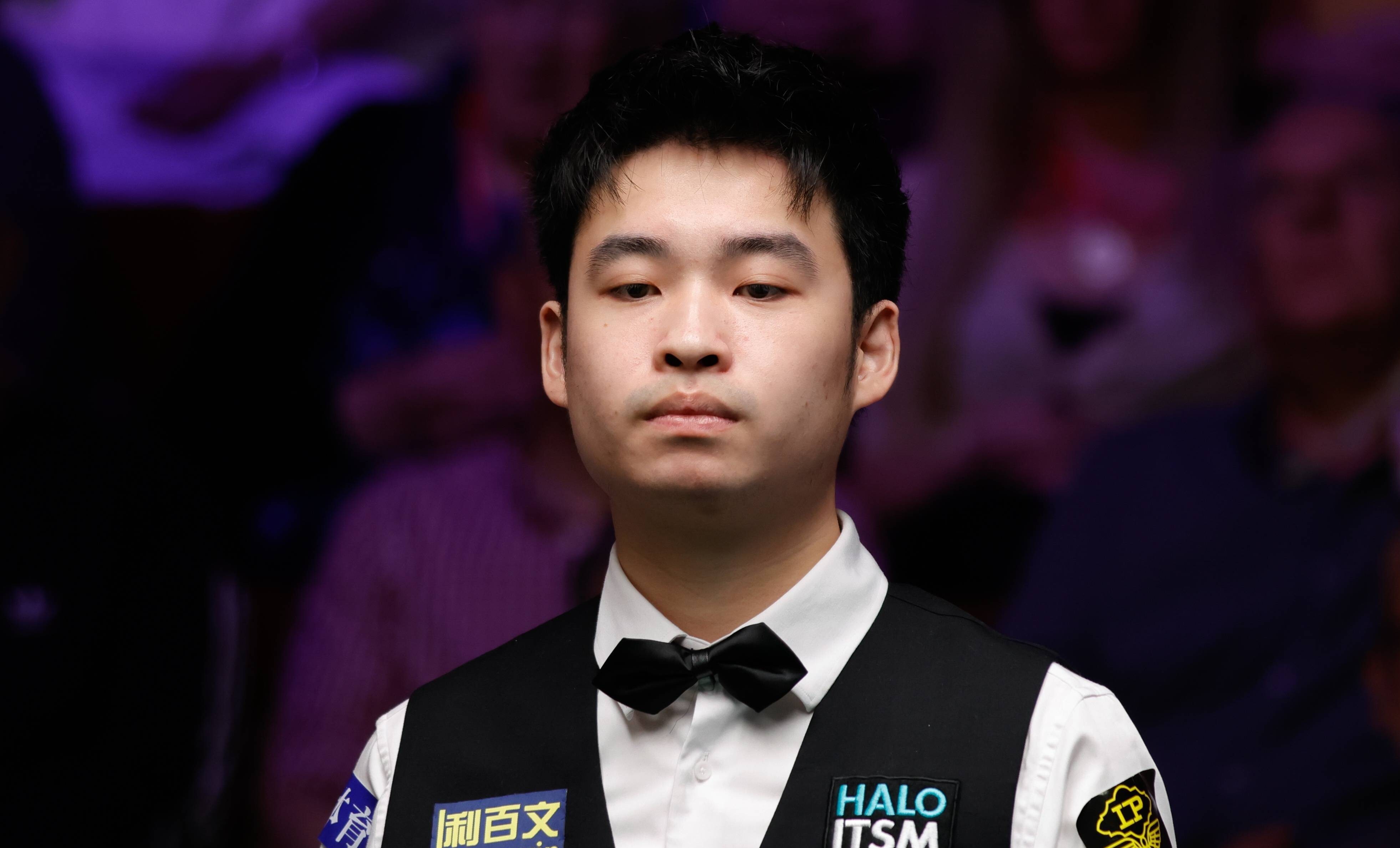 包含世界杯选手爆冷获胜，专家预测失准的词条